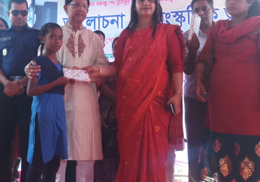 CHILDREN RECEIVED _ National child Day_17 March_Rupganj_2